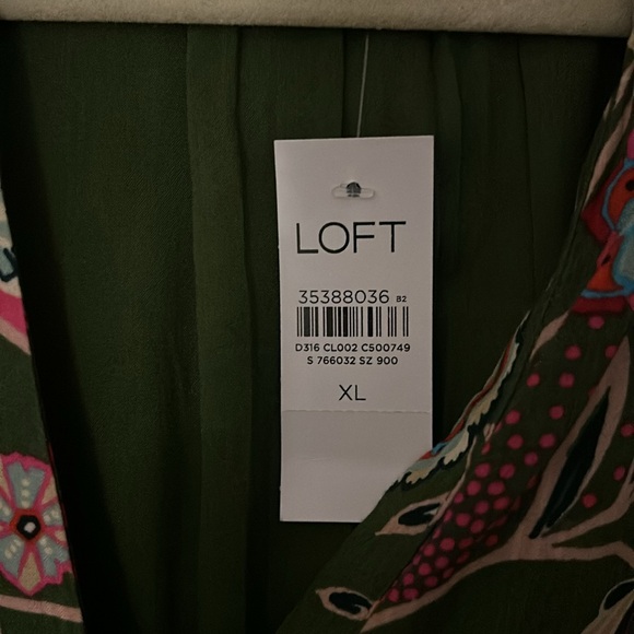 LOFT - Paisley Ruffle Tiered Midi Dress - Picture 9 of 10